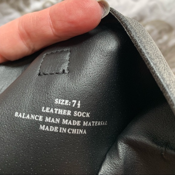 Restricted riding boots - Picture 3 of 4